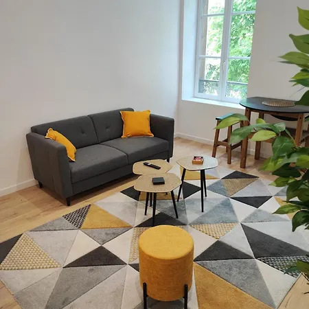 Cmg 101 Petit Bois - Place Ducale Apartment *